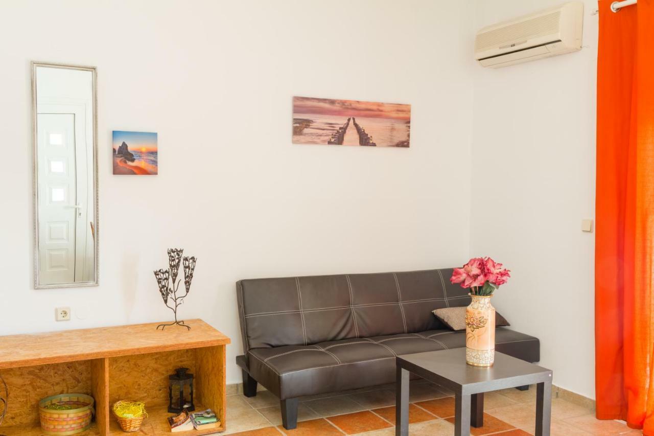 Kaya Sea Apts - Stegna Beach อาร์คานเยโลส ภายนอก รูปภาพ