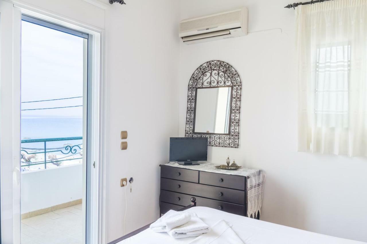 Kaya Sea Apts - Stegna Beach อาร์คานเยโลส ภายนอก รูปภาพ