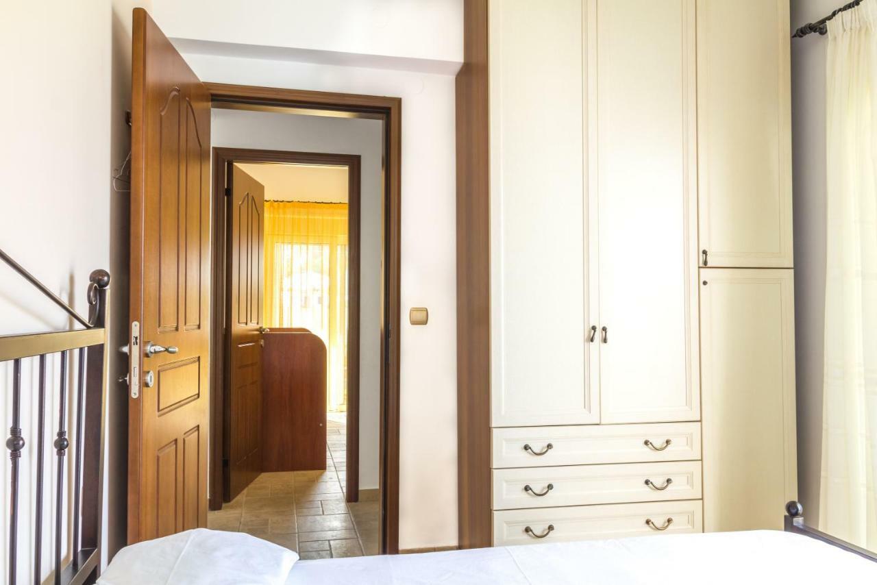 Kaya Sea Apts - Stegna Beach อาร์คานเยโลส ภายนอก รูปภาพ